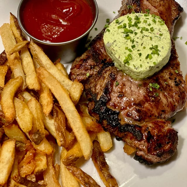 Steak Frites.